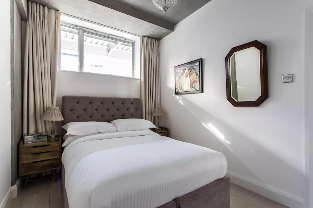 Canal-Side Apartment In Shoreditch ロンドン エクステリア 写真